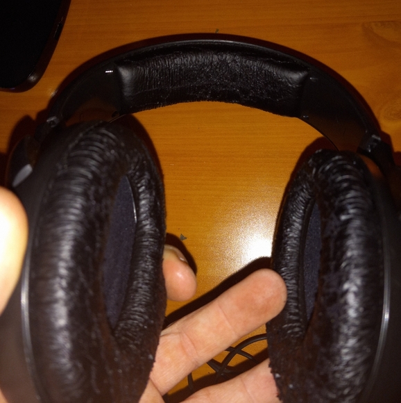 Sennheiser corded headphones - Picture 3 of 4